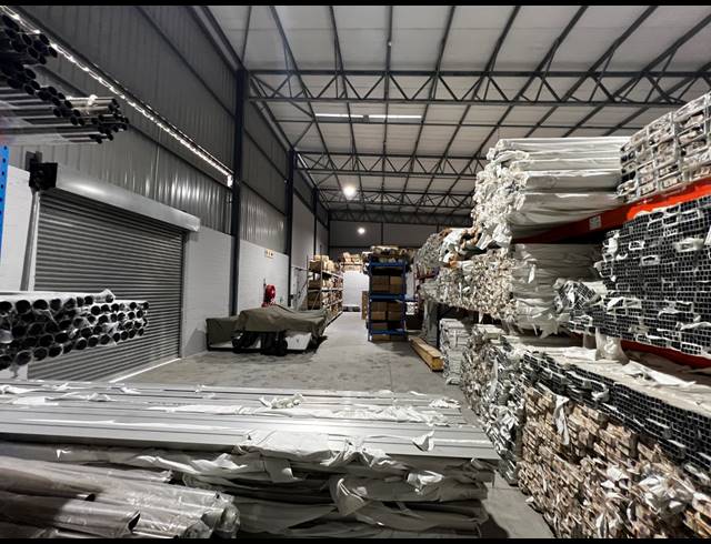 685M² WAREHOUSE TO LET IN AIRPORT INDUSTRIA